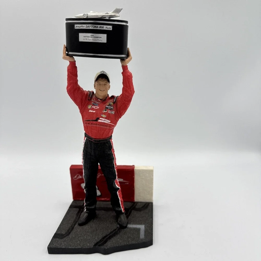 2004 McFarlane Figure DALE JR #8 DAYTONA 500 TROPHY LOWES ACTION NASCAR RACING